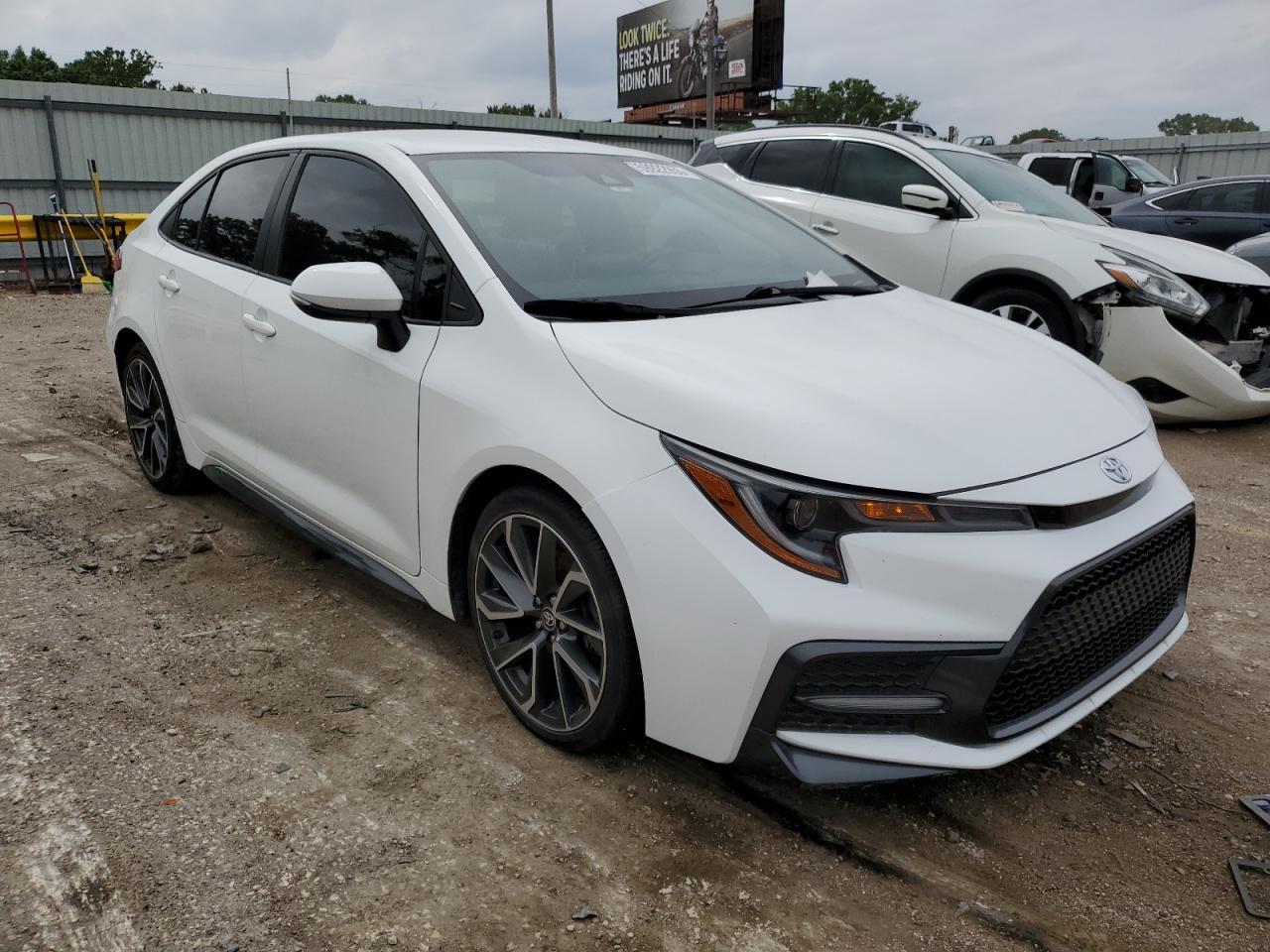 2020 TOYOTA COROLLA