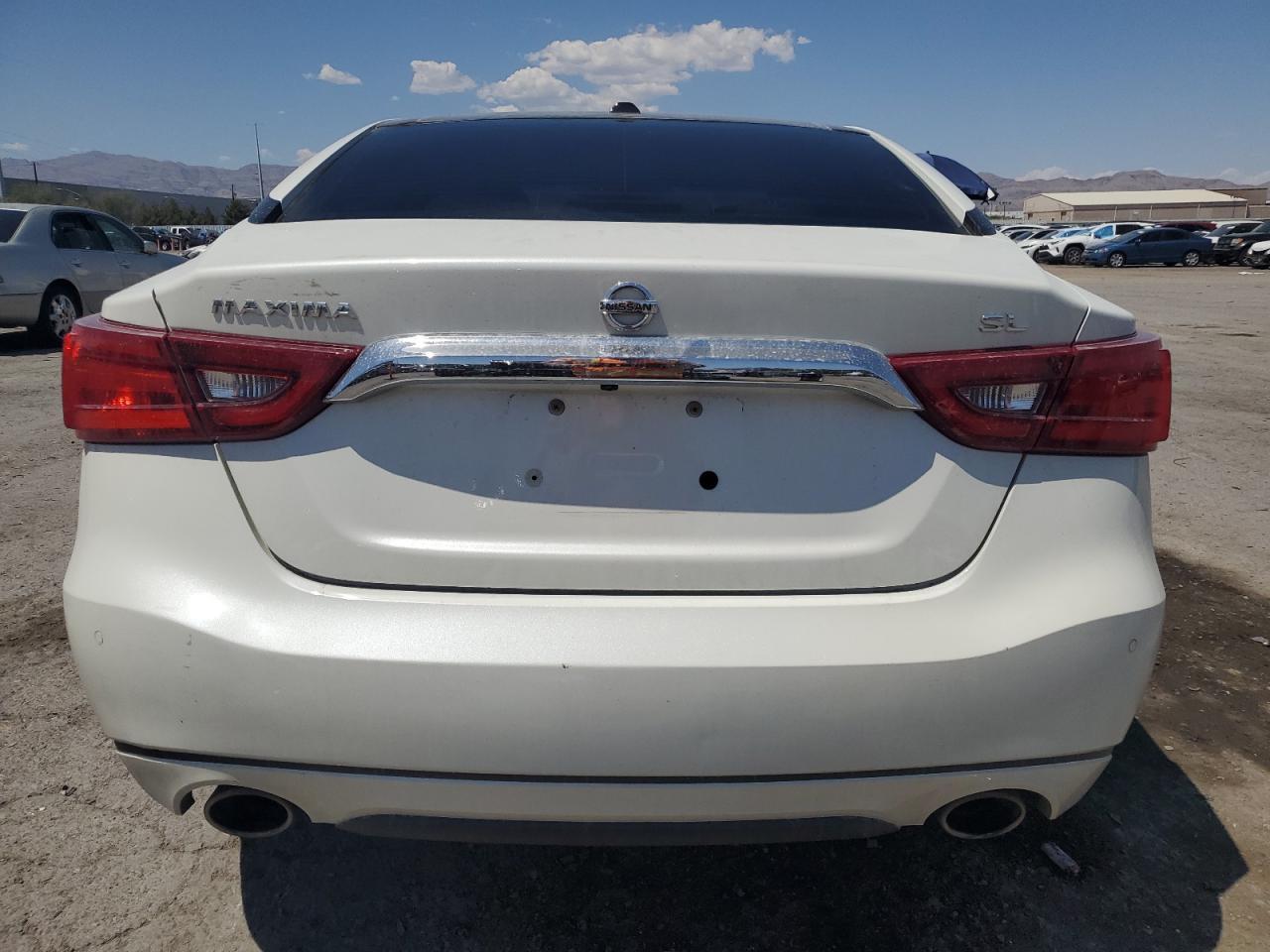 2017 NISSAN Maxima