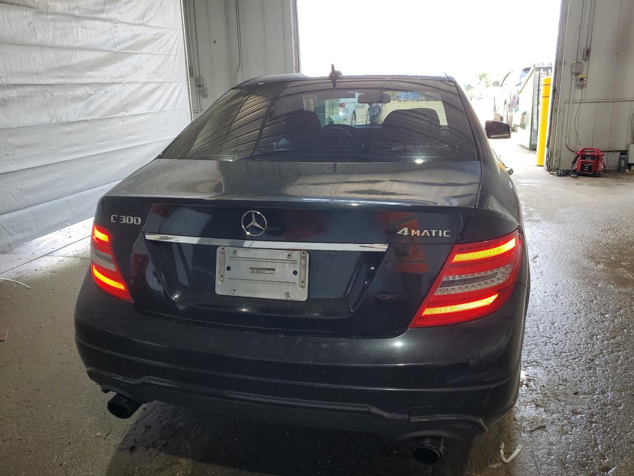 2014 MERCEDES-BENZ C-CLASS