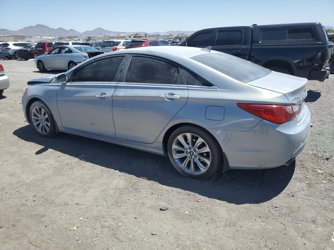 2011 HYUNDAI SONATA