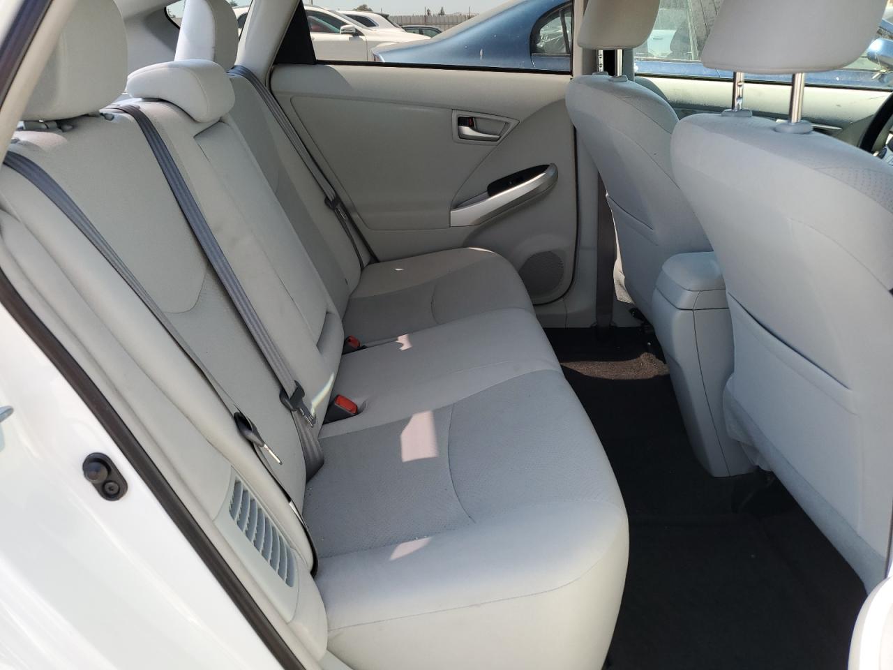 2015 TOYOTA PRIUS