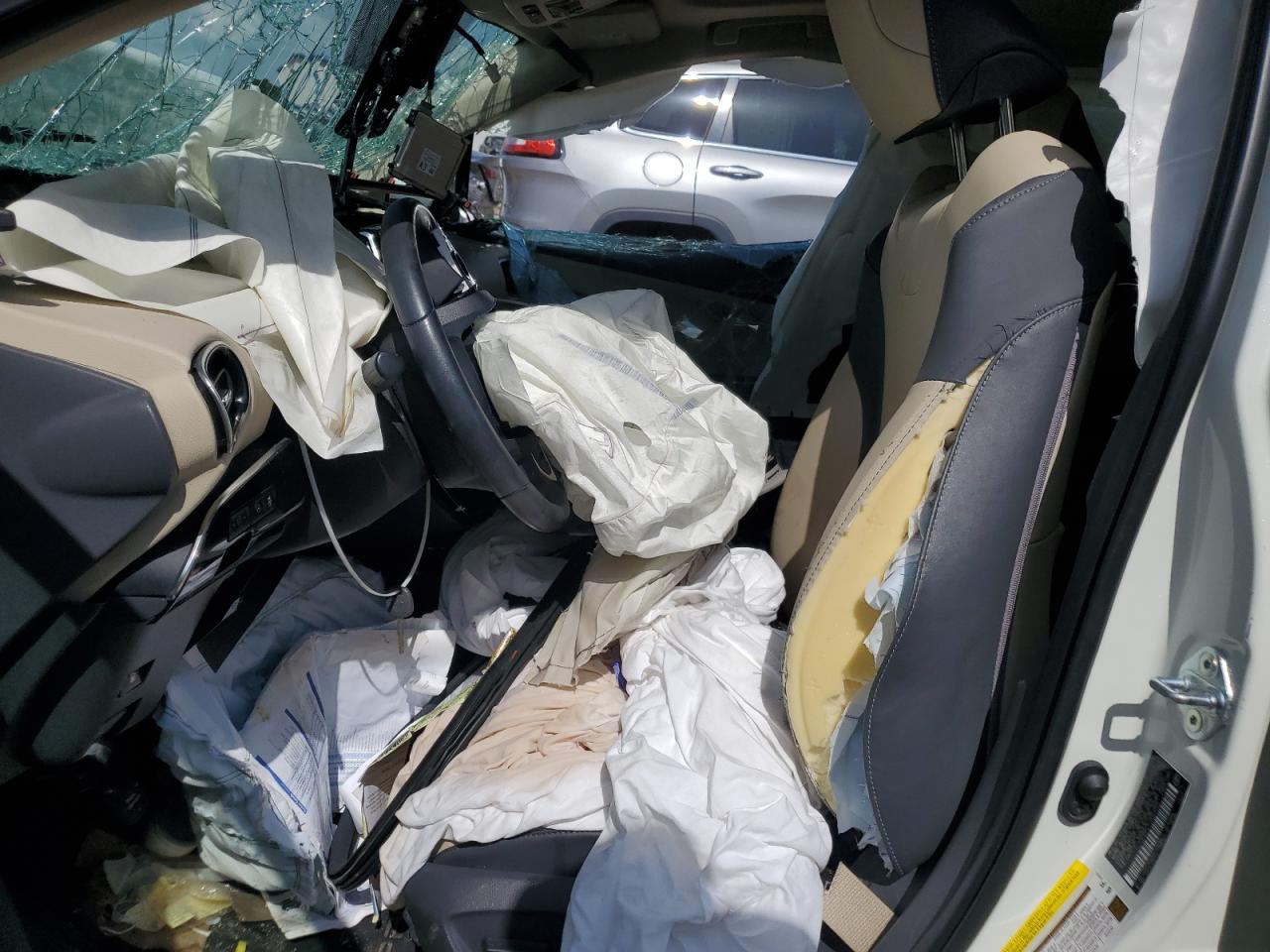 2018 TOYOTA PRIUS
