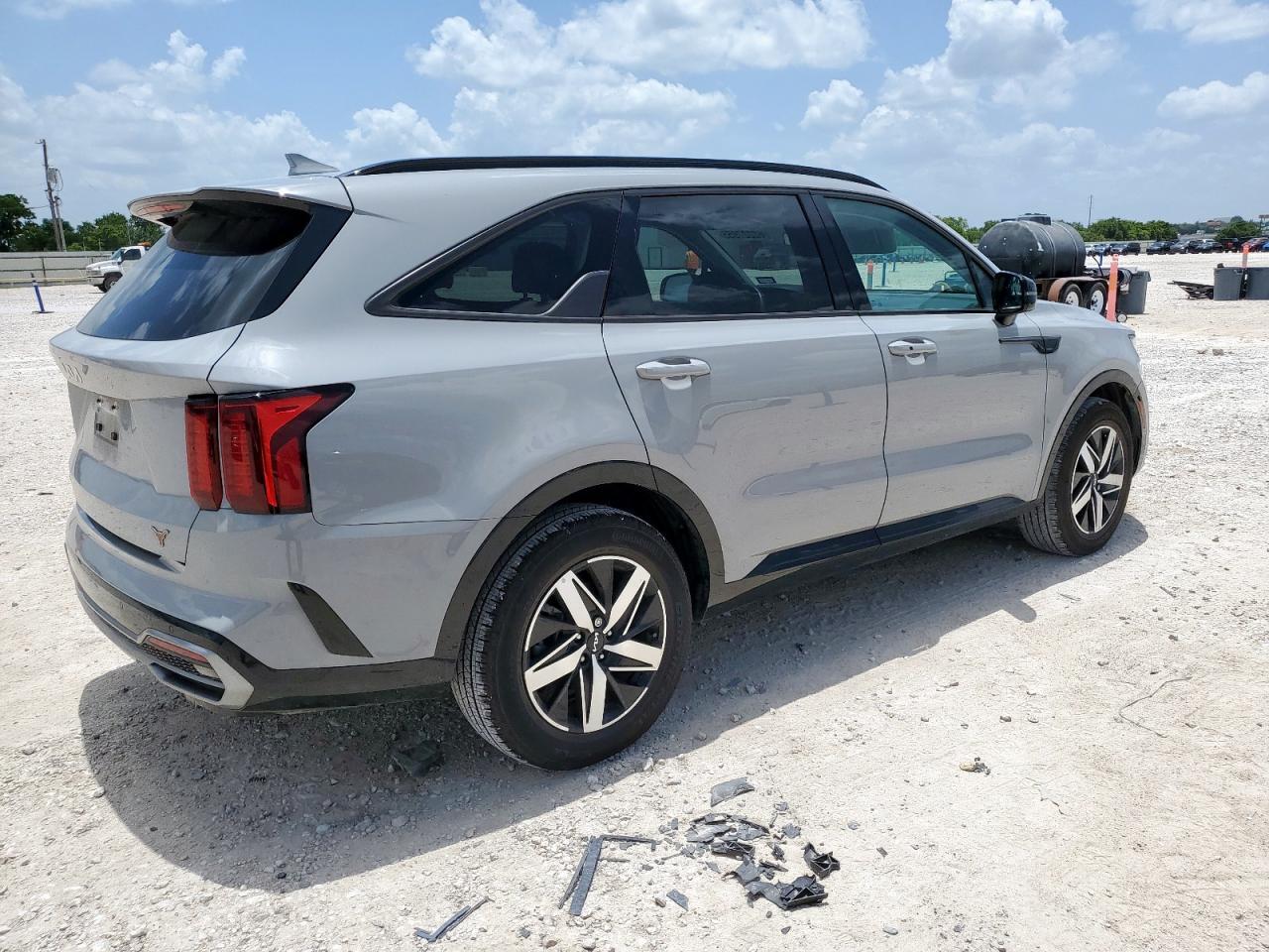 2023 KIA SORENTO