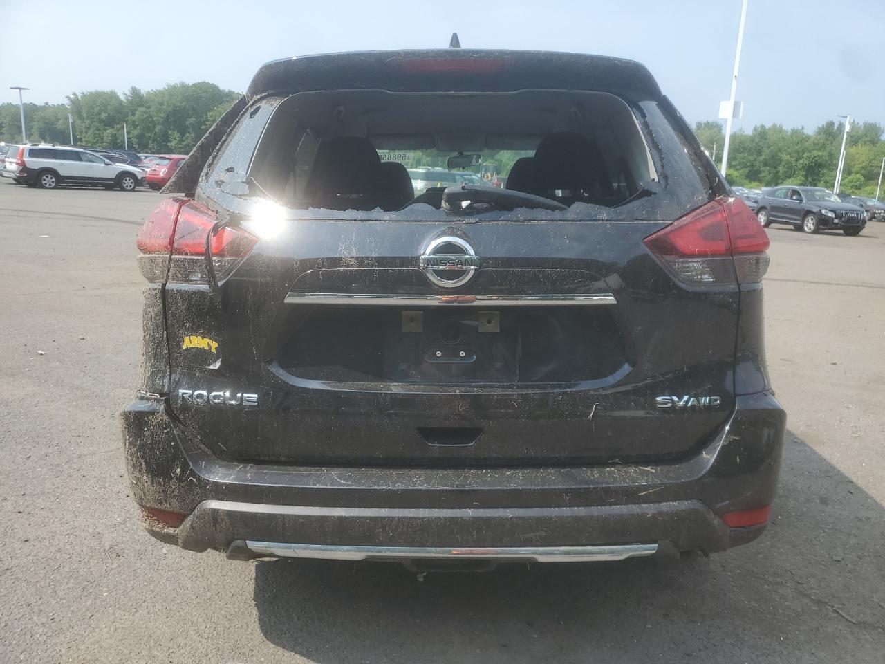 2017 NISSAN ROGUE