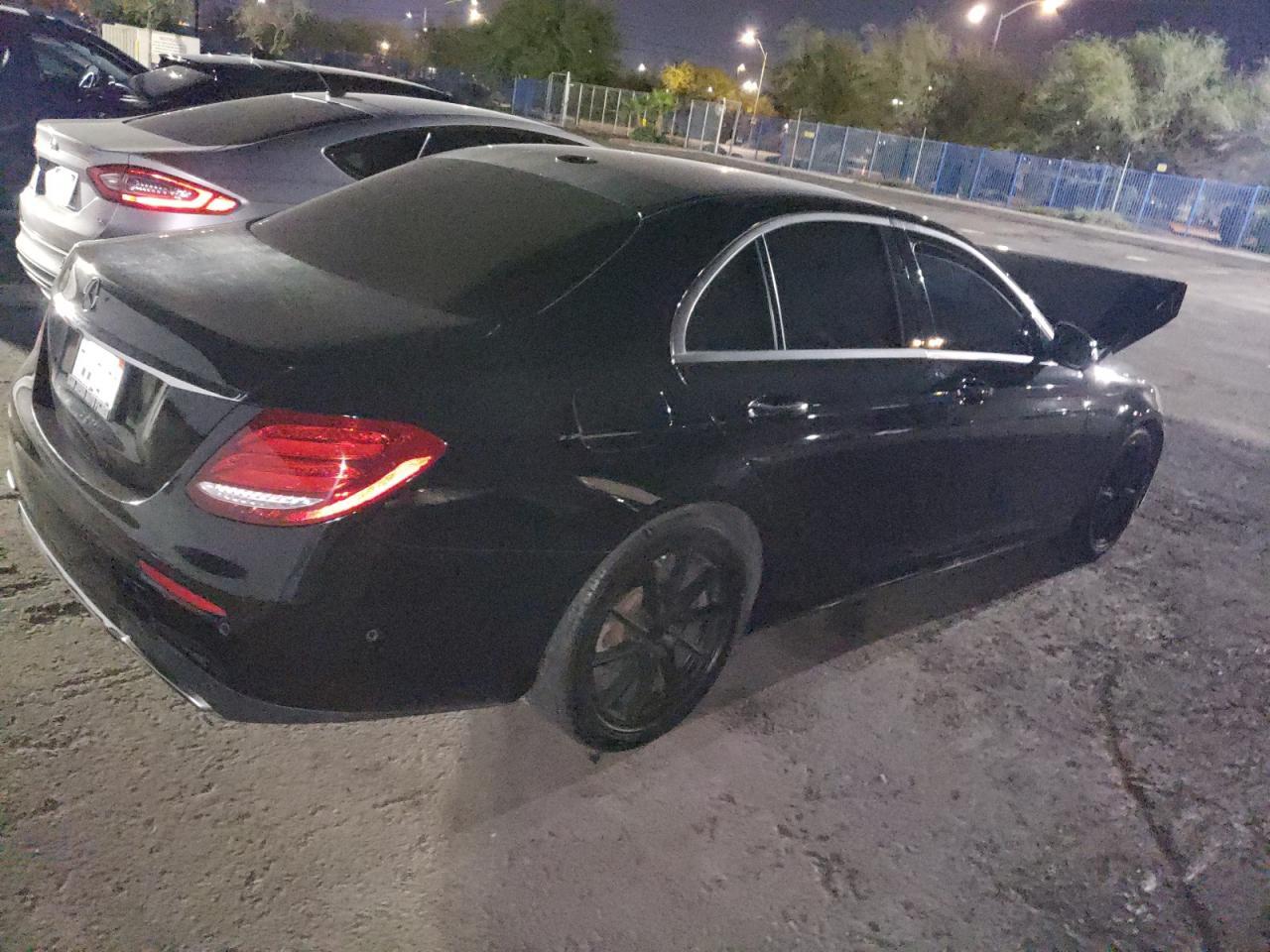 2017 MERCEDES-BENZ E-Class