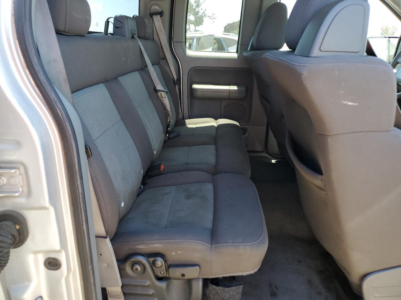 2004 FORD F-150