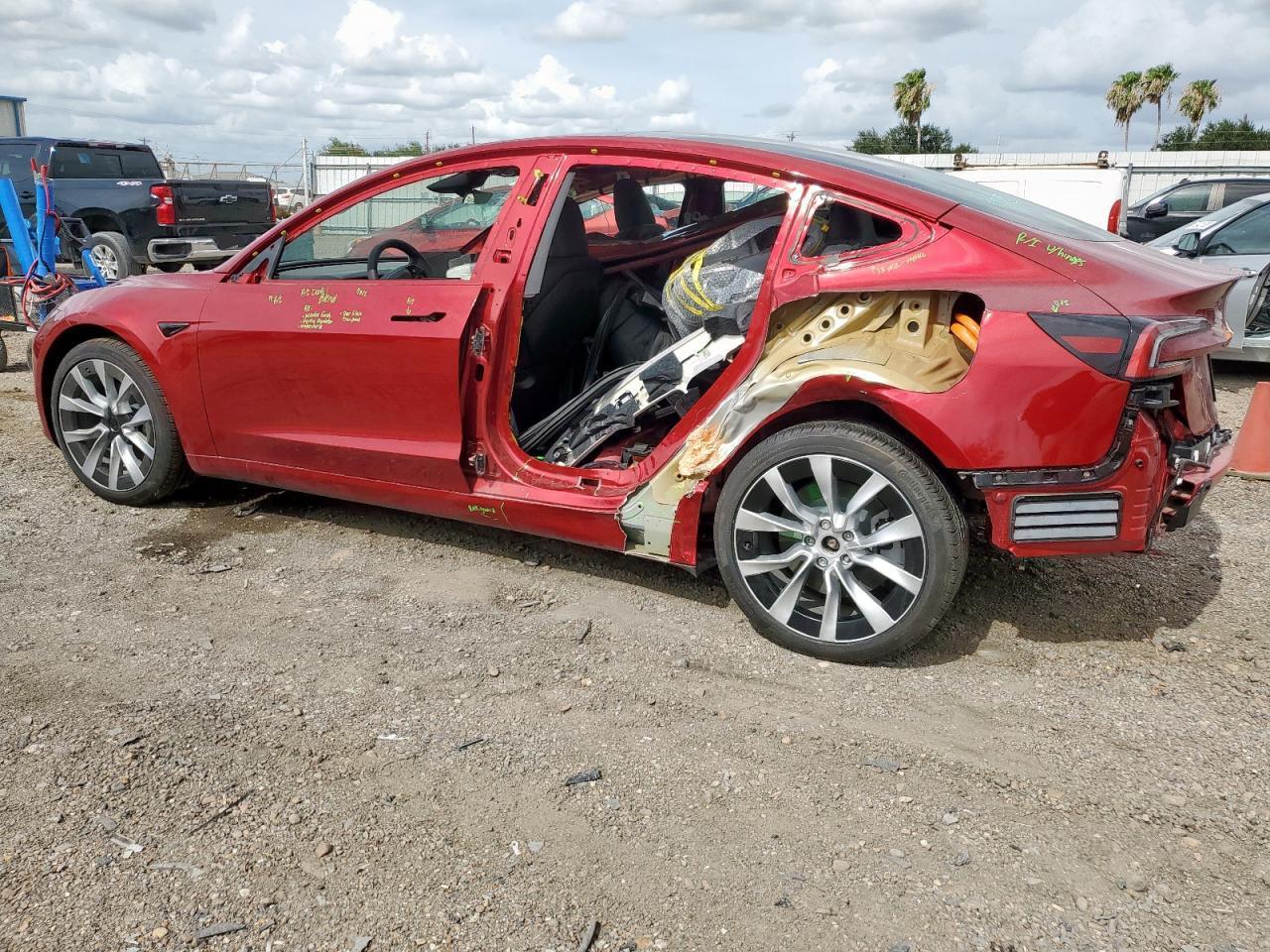 2024 TESLA MODEL 3