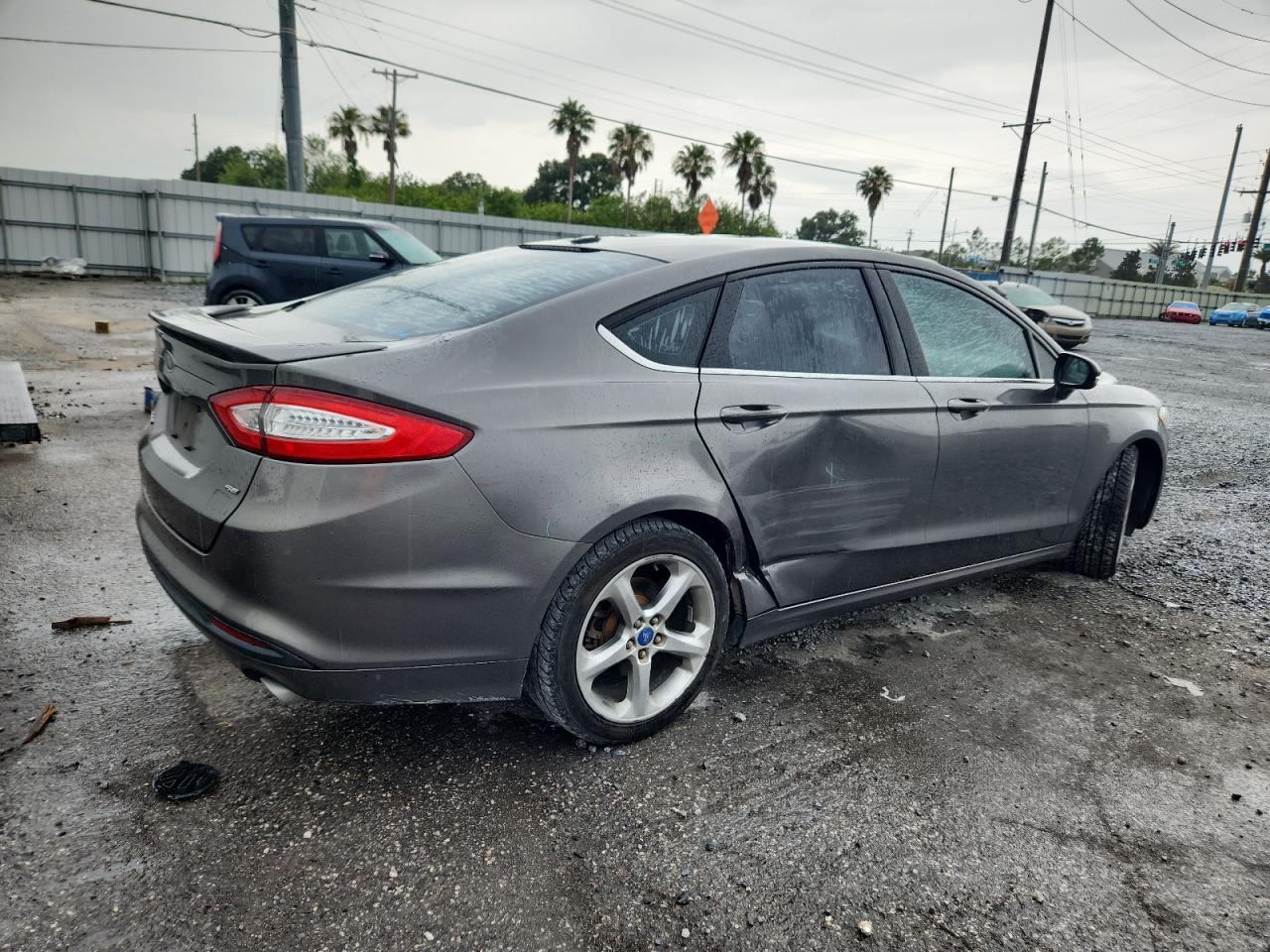 2013 FORD FUSION