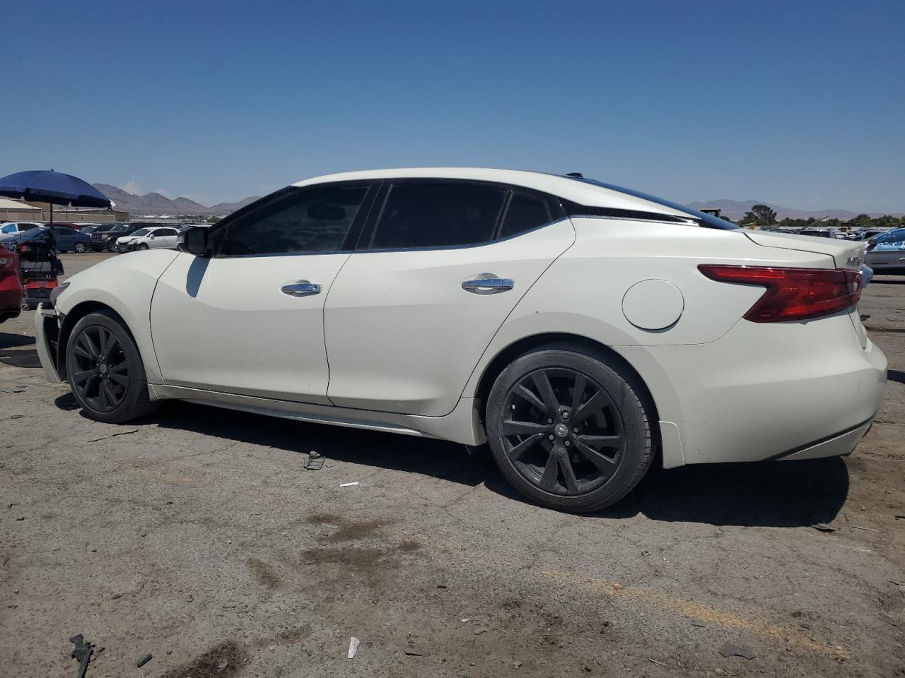 2017 NISSAN Maxima
