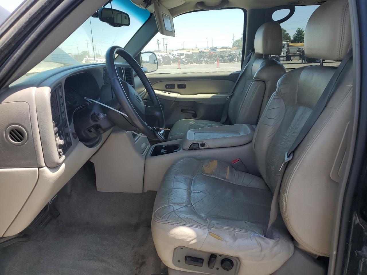 2002 CHEVROLET Tahoe