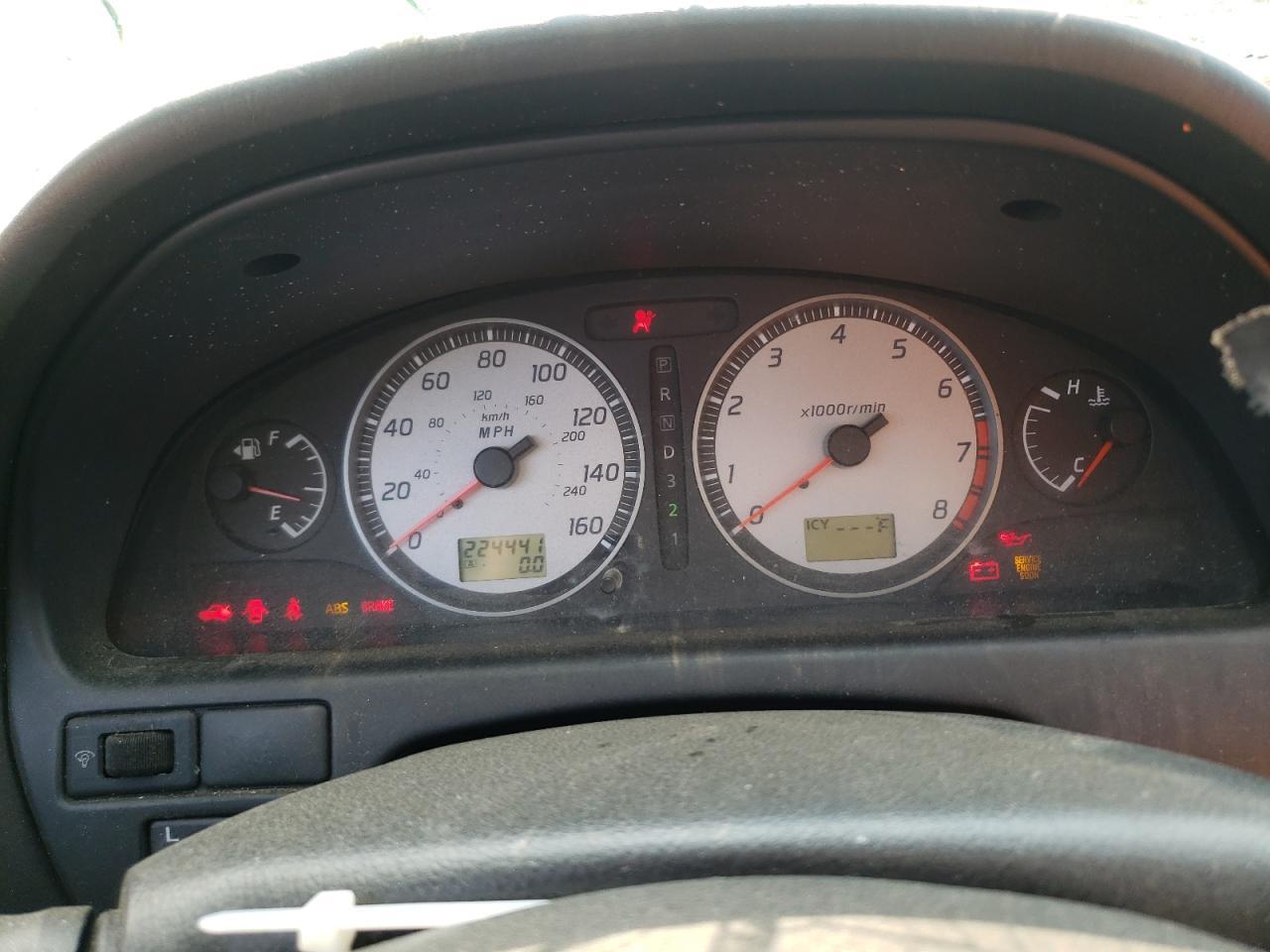 2002 NISSAN Maxima