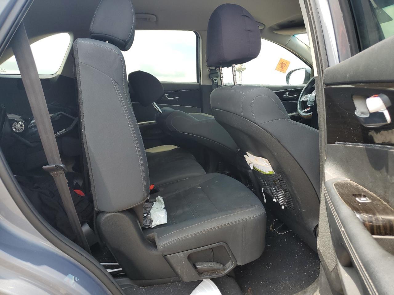 2020 KIA SORENTO