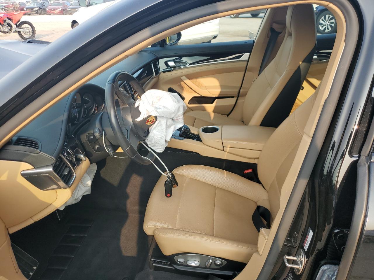 2015 PORSCHE Panamera
