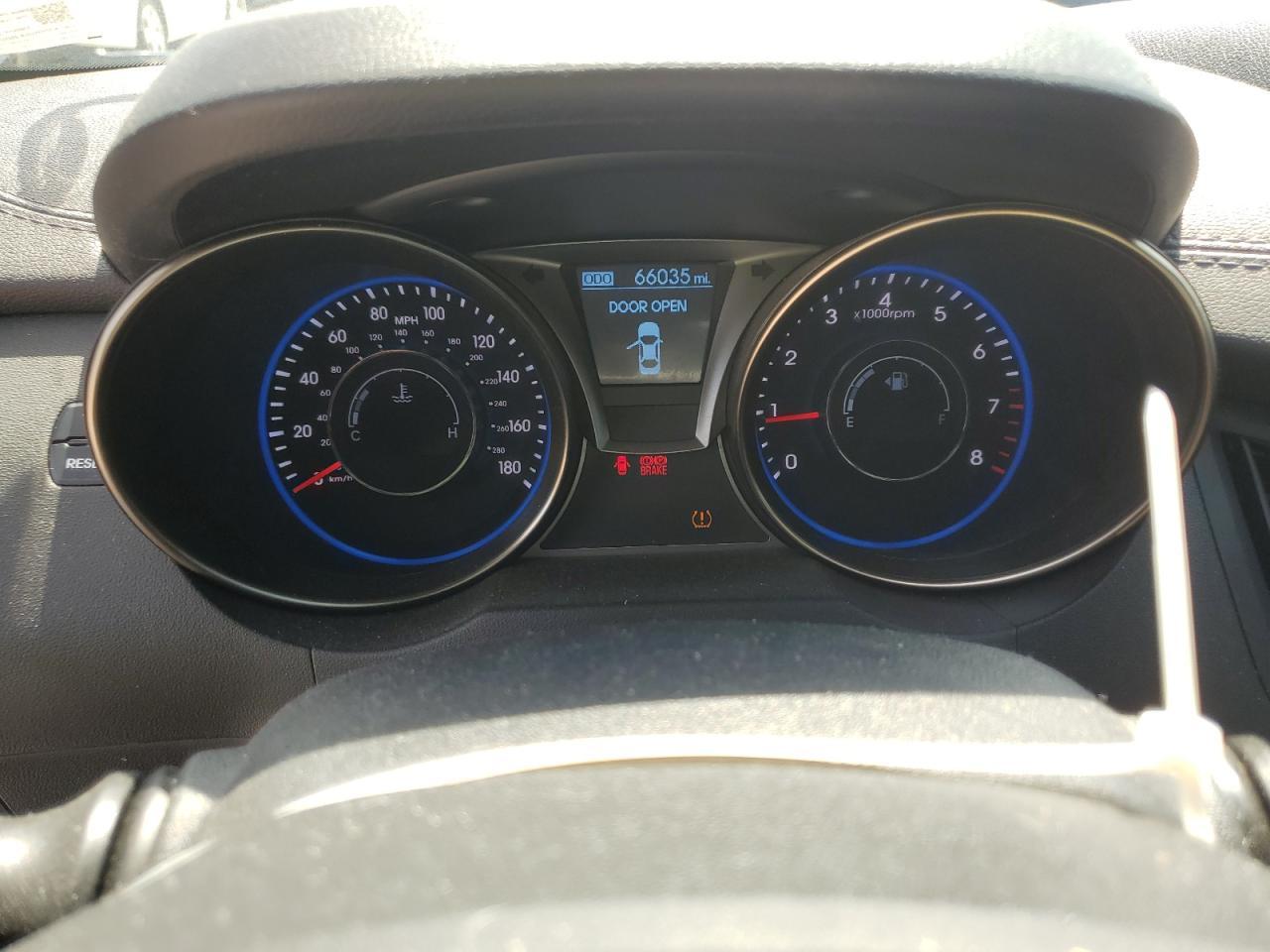 2013 HYUNDAI GENESIS