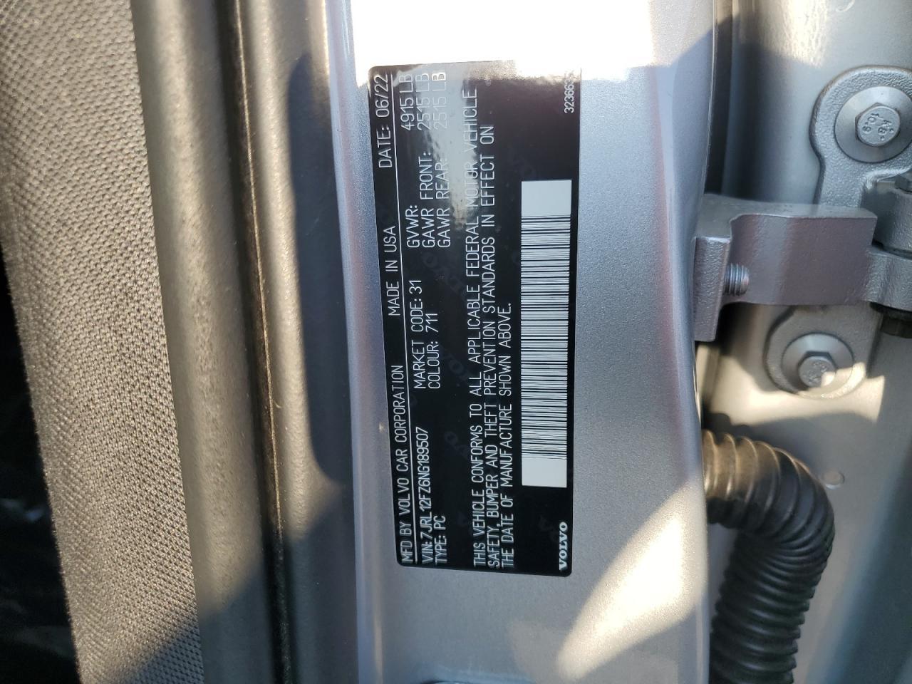 2022 VOLVO S60