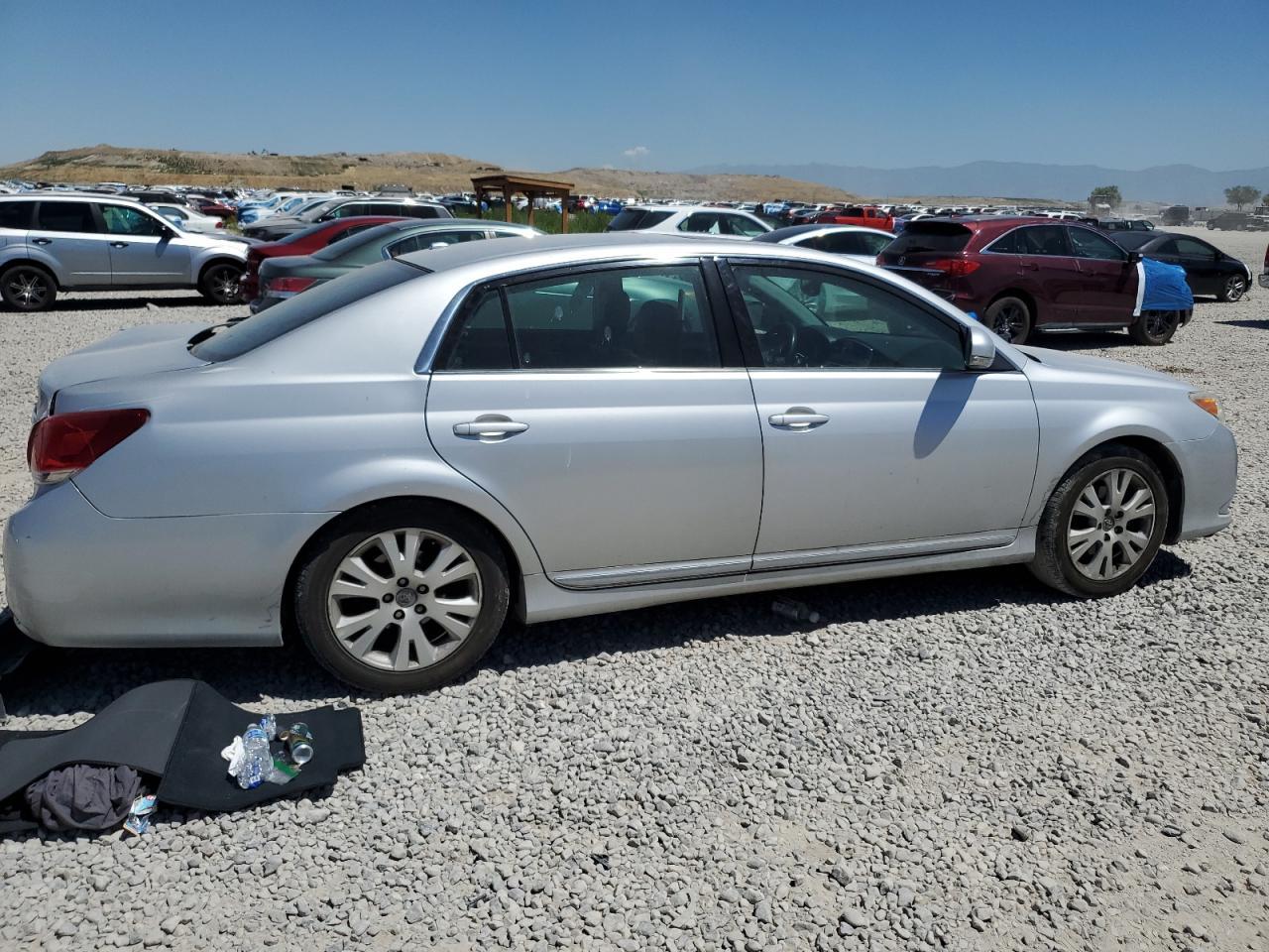 2012 TOYOTA Avalon