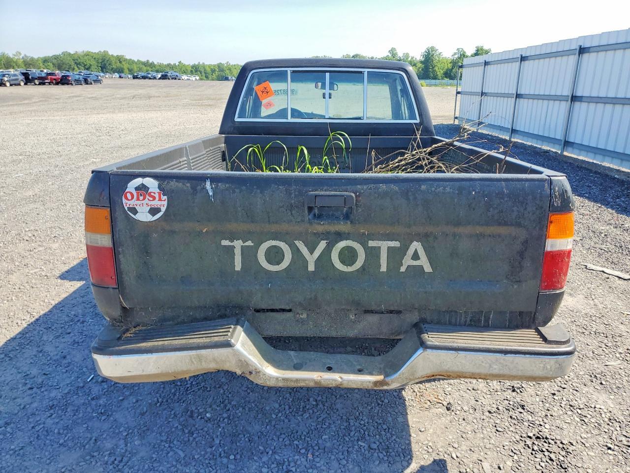 1992 TOYOTA Pickup