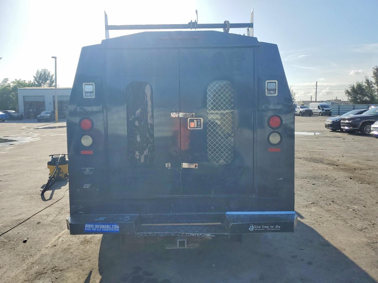 2013 FORD Econoline E350
