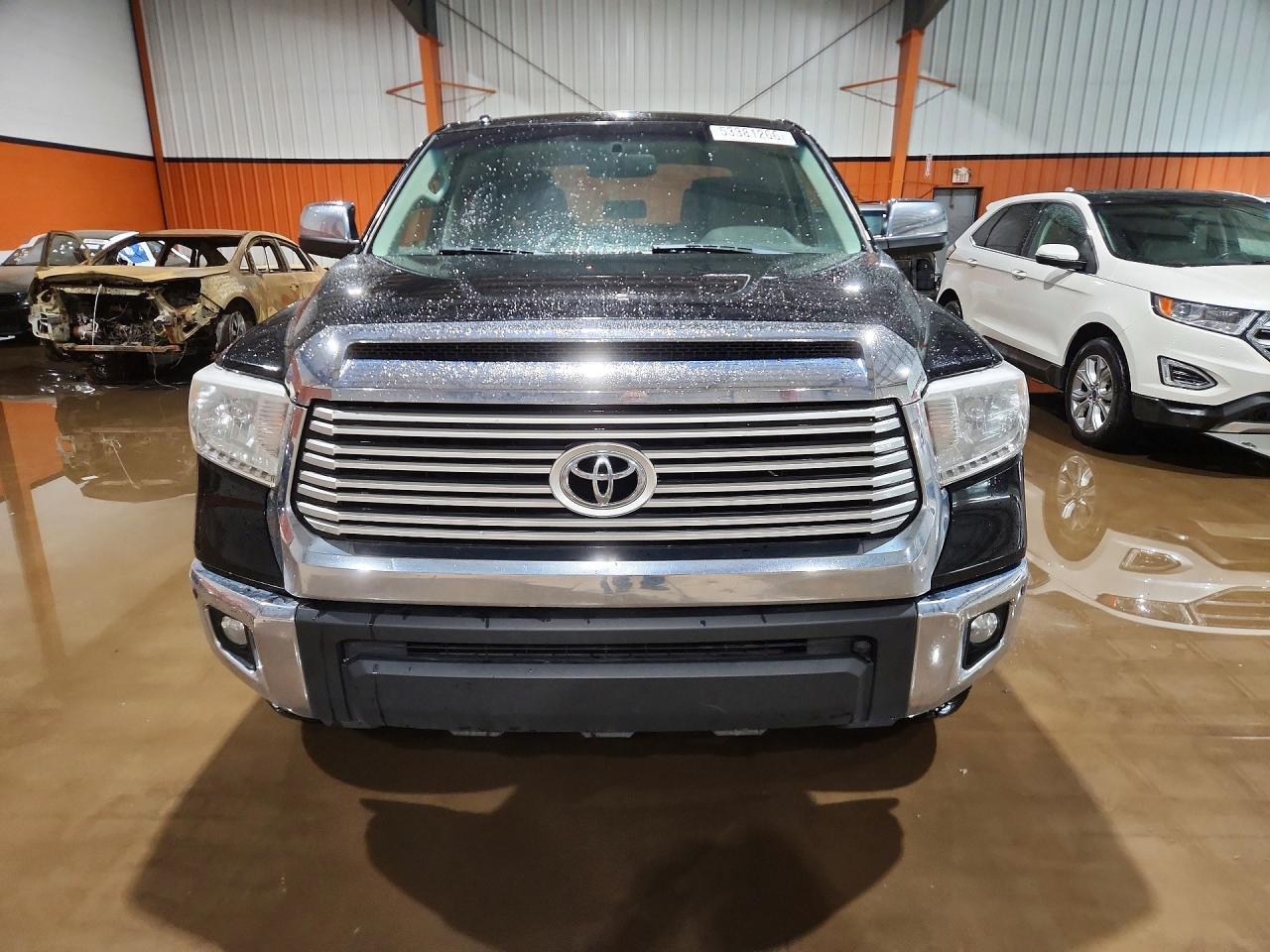 2016 TOYOTA TUNDRA