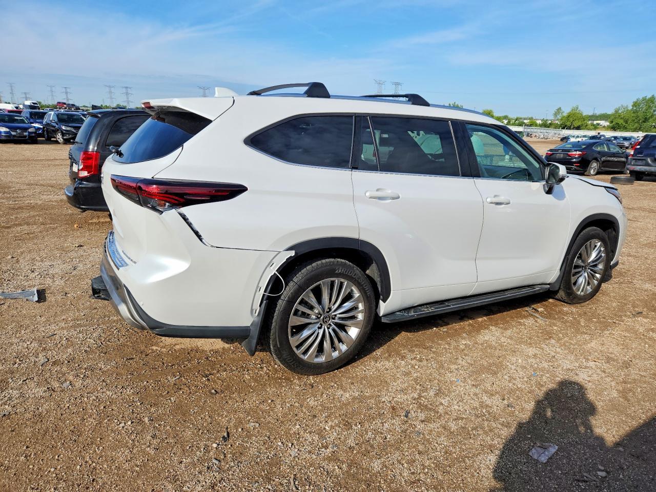 2025 TOYOTA HIGHLANDER