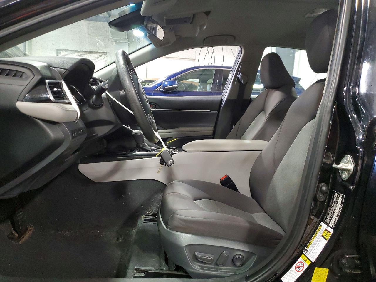 2018 TOYOTA CAMRY