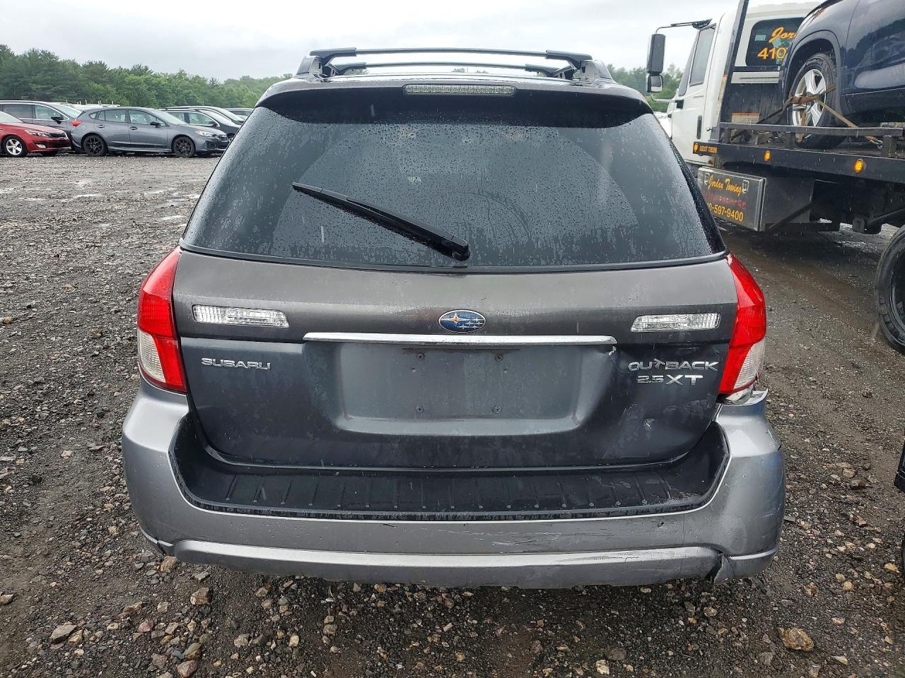 2009 SUBARU Outback
