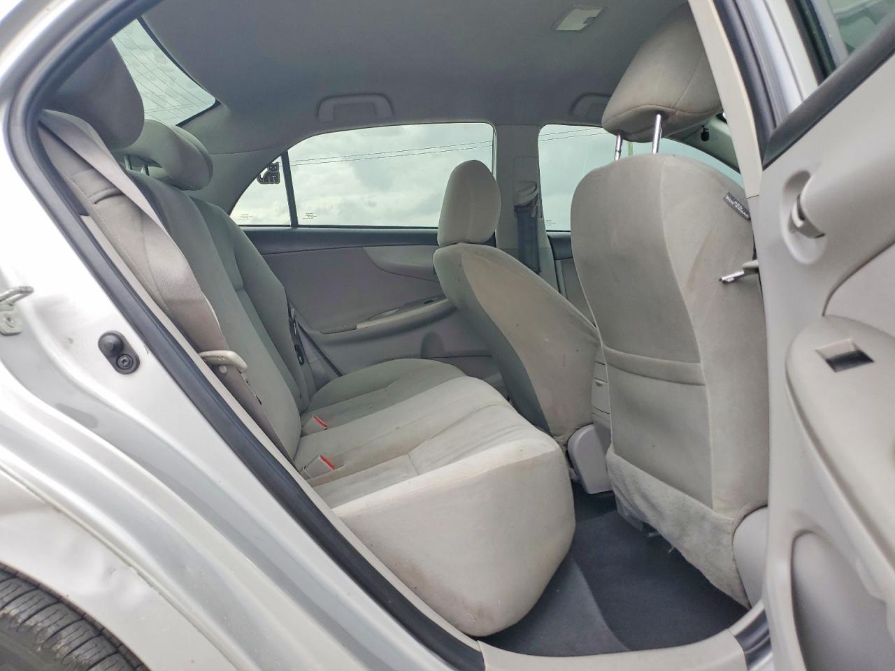 2012 TOYOTA COROLLA