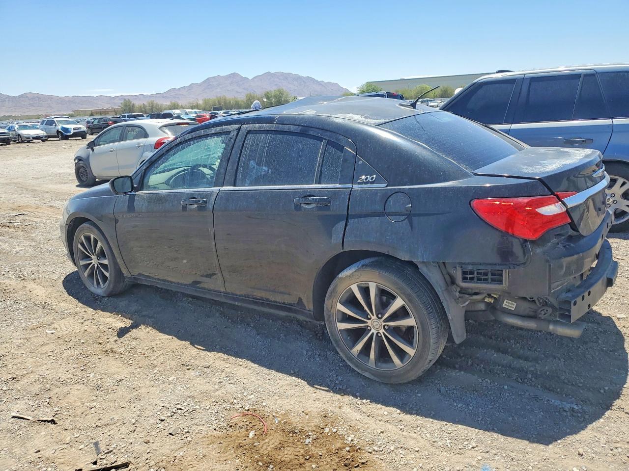 2012 CHRYSLER 200