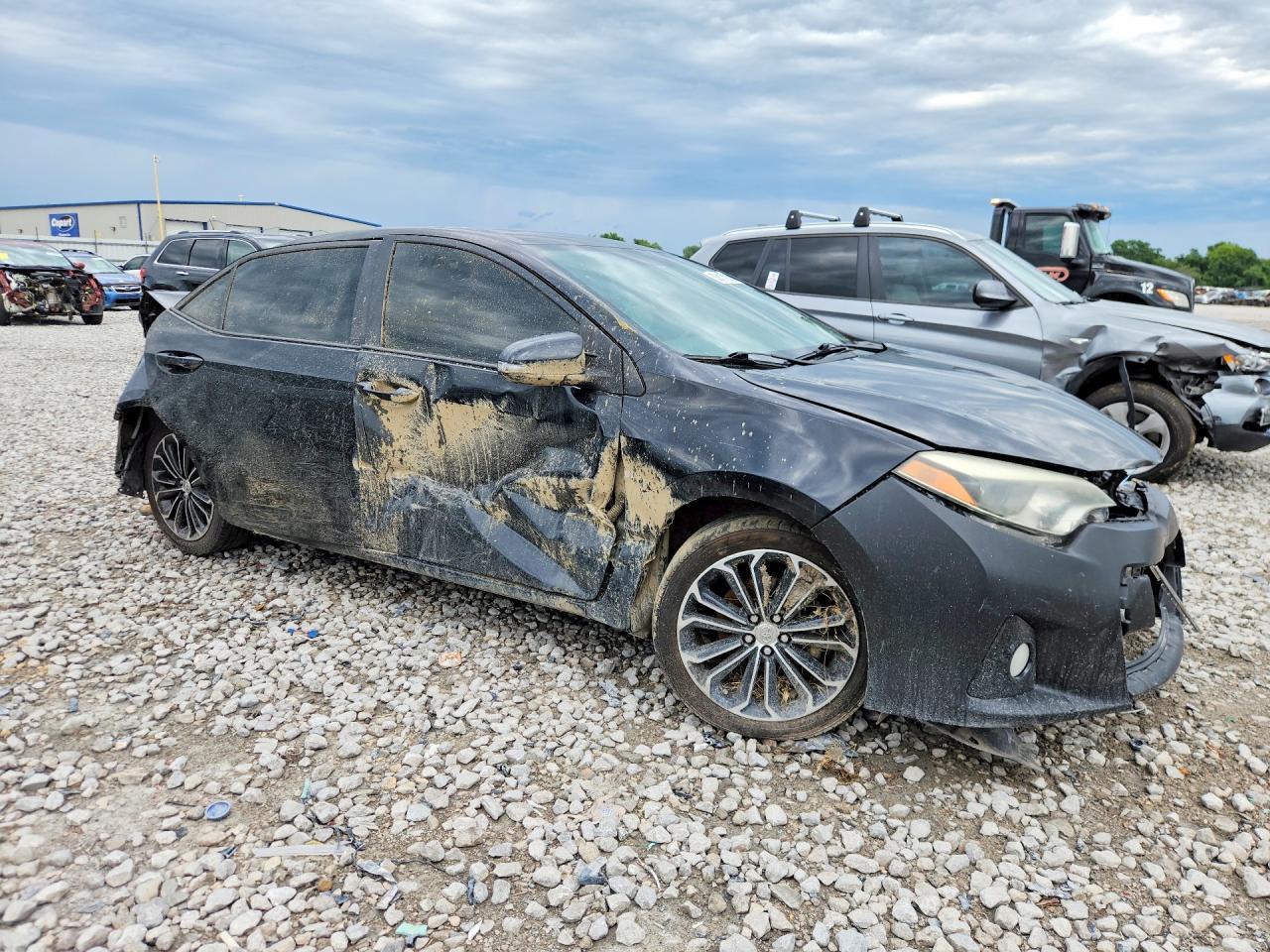 2016 TOYOTA COROLLA