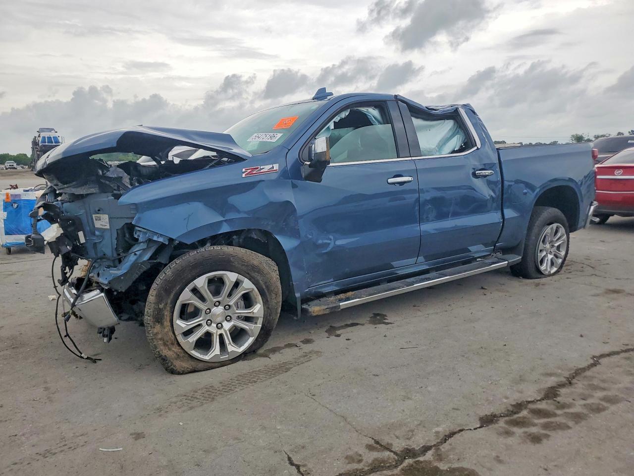 2024 CHEVROLET Silverado