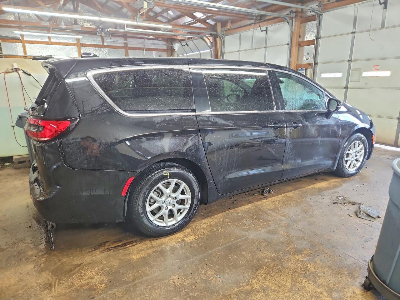 2025 CHRYSLER Pacifica