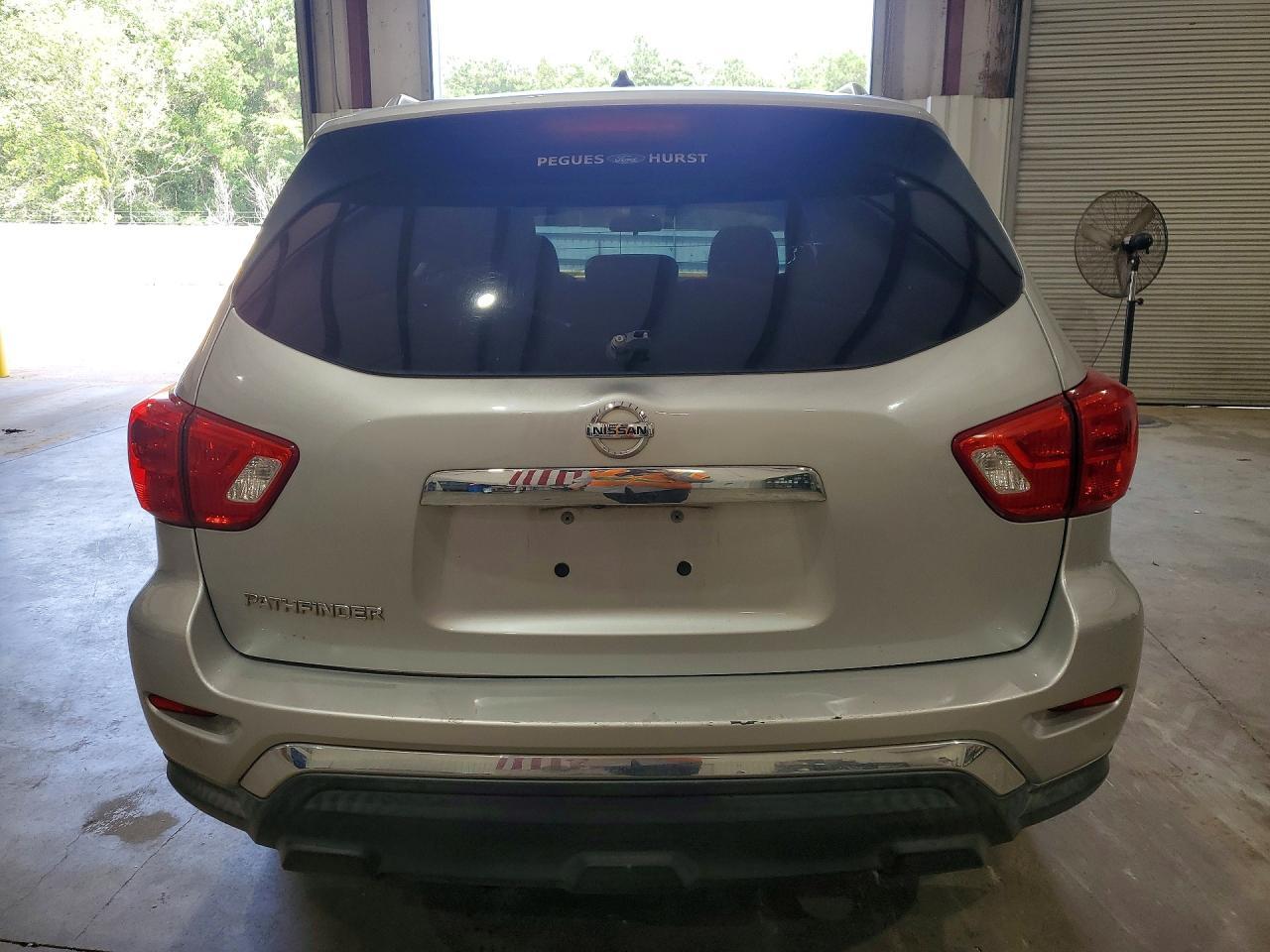 2017 NISSAN PATHFINDER