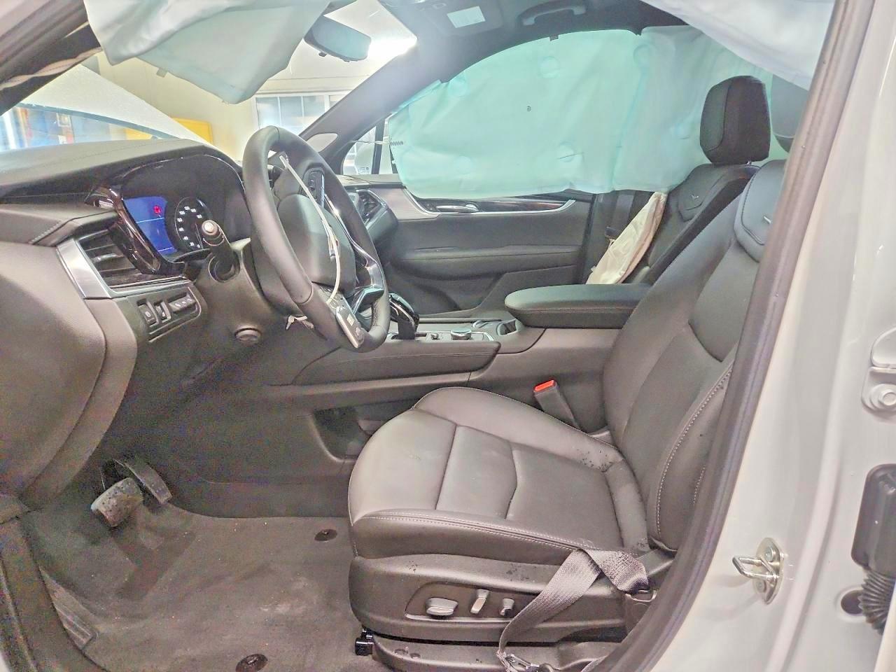 2023 CADILLAC XT6
