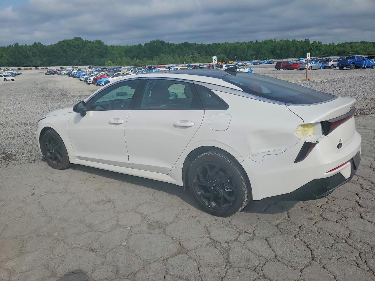 2026 KIA K5