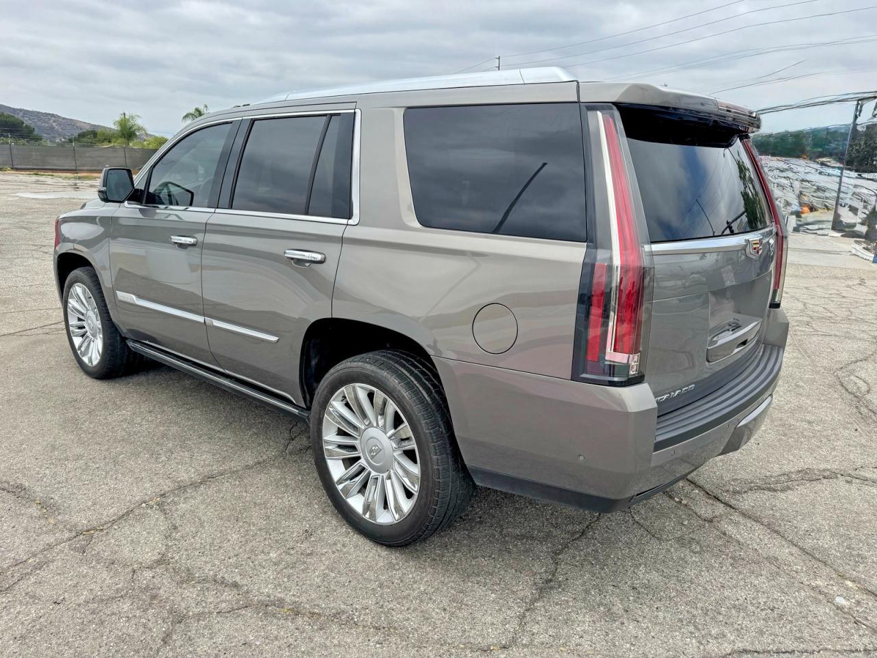 2019 CADILLAC ESCALADE