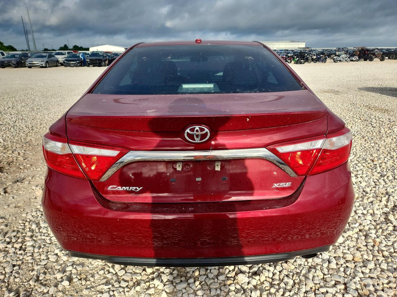 2017 TOYOTA CAMRY
