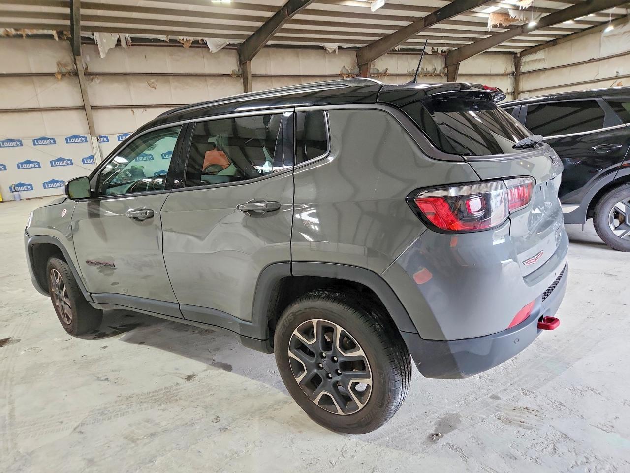2021 JEEP Compass