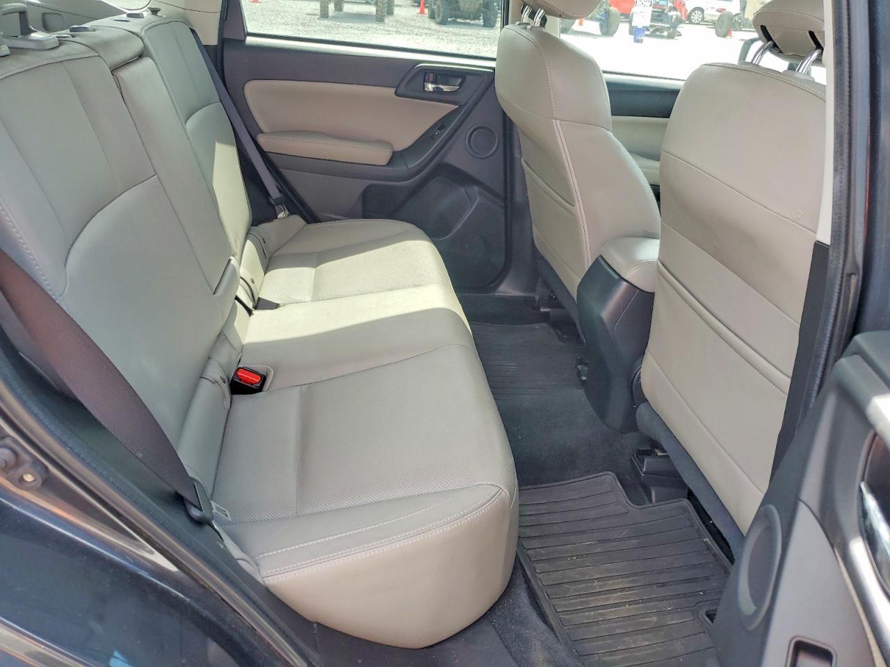 2018 SUBARU FORESTER