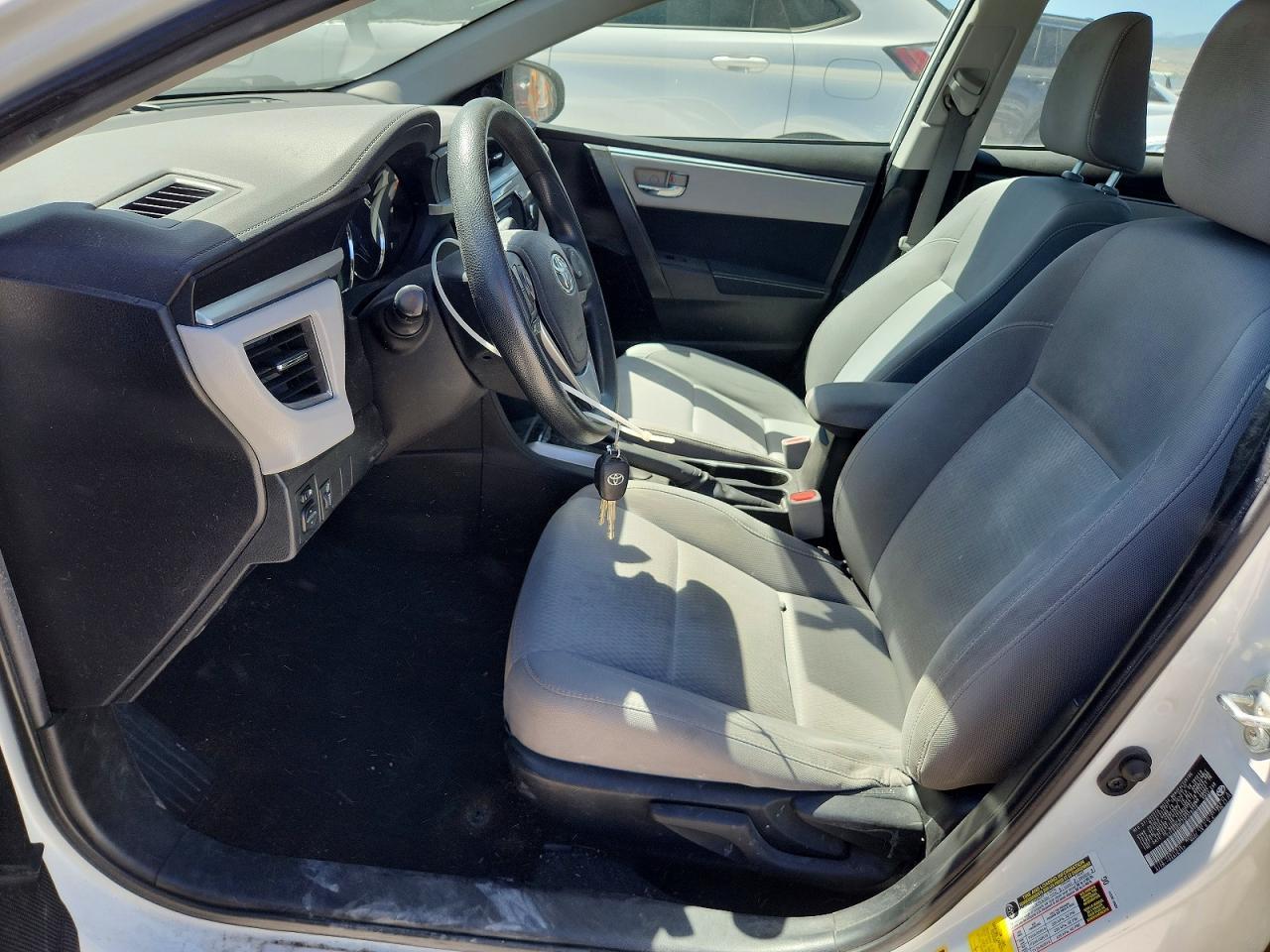 2016 TOYOTA COROLLA