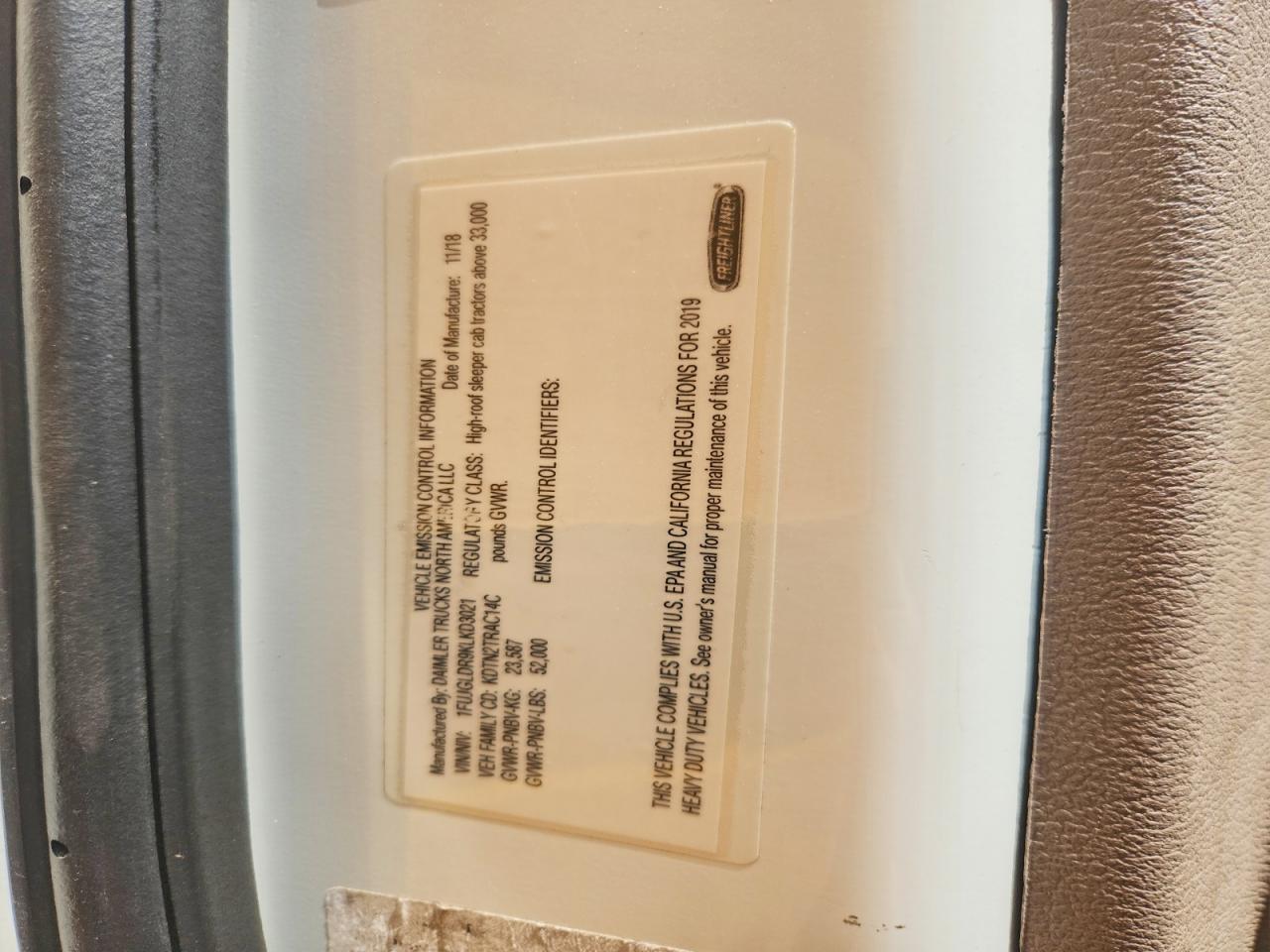 2019 FREIGHTLINER CASCADIA 125
