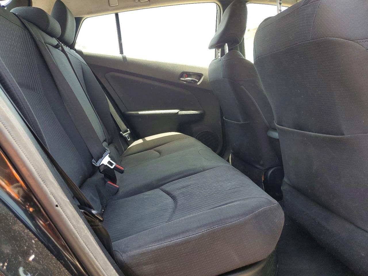2016 TOYOTA PRIUS