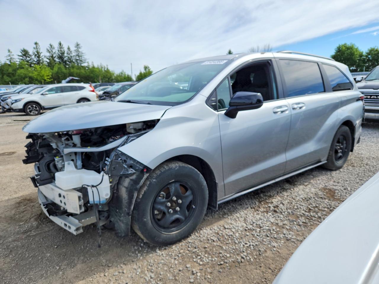 2025 TOYOTA SIENNA