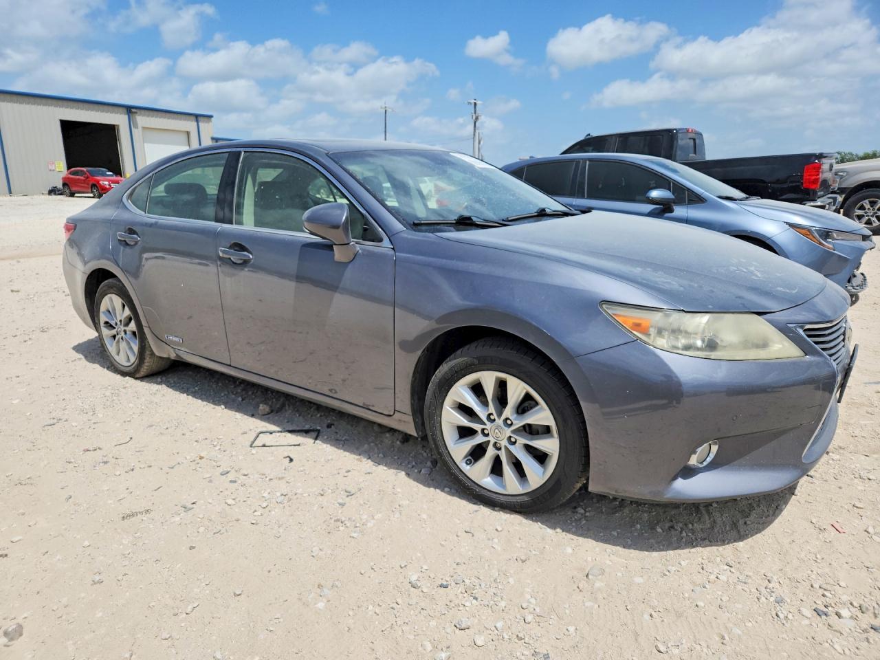 2013 LEXUS ES 300H