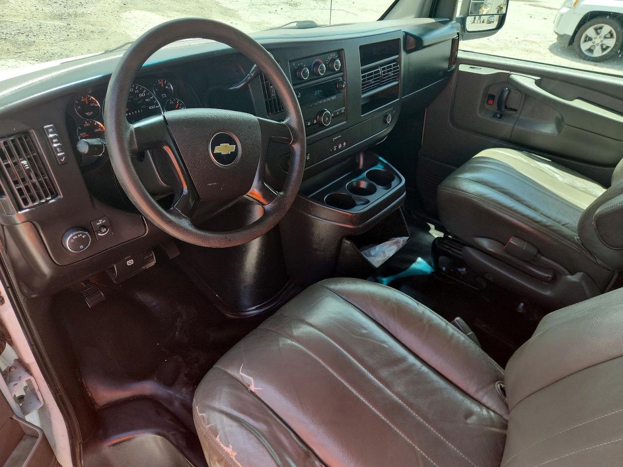 2014 CHEVROLET Express 1500