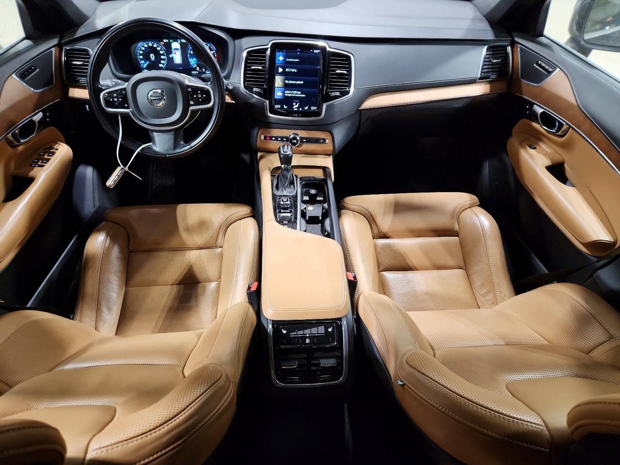 2019 VOLVO XC90
