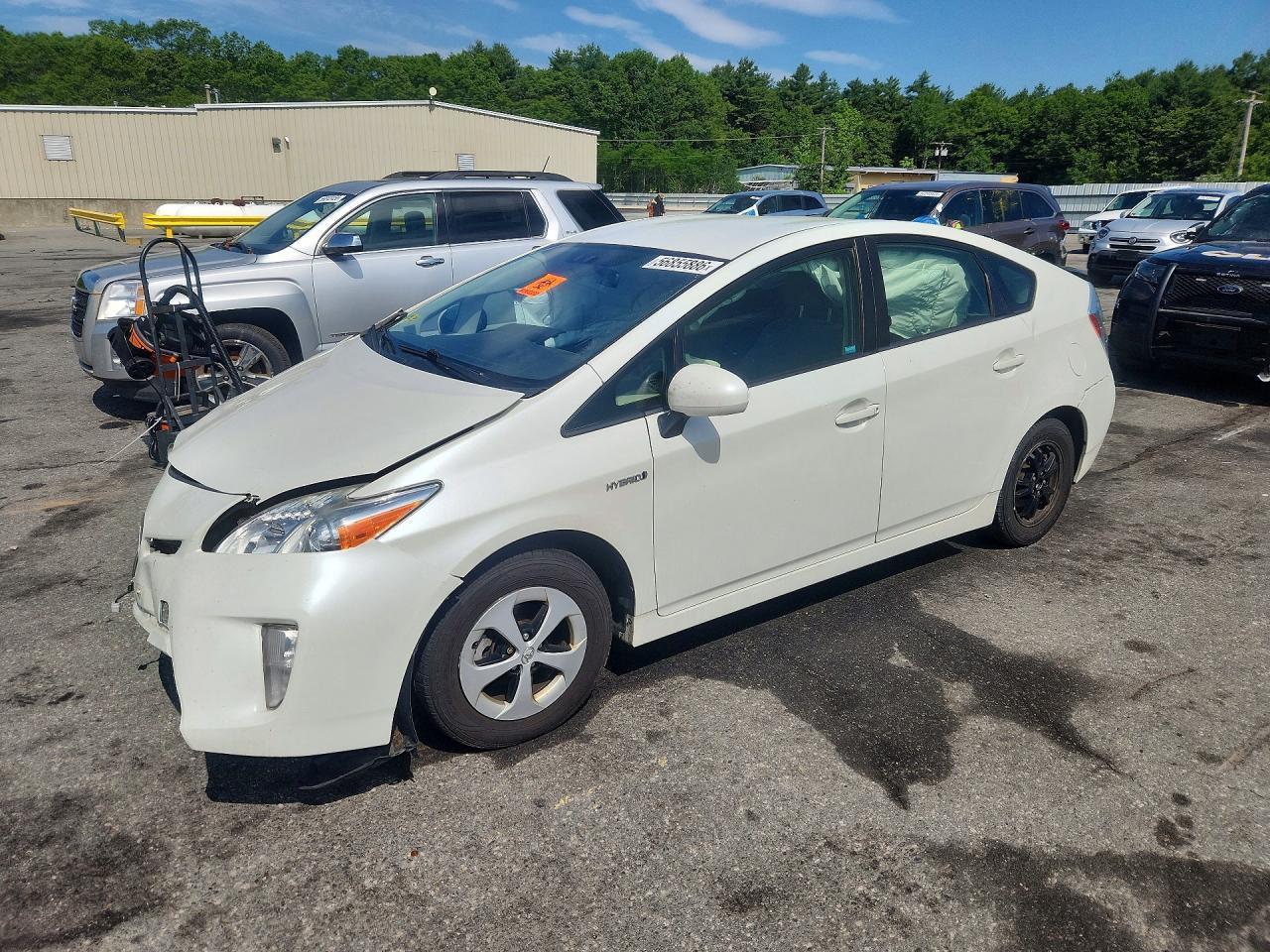 2015 TOYOTA PRIUS