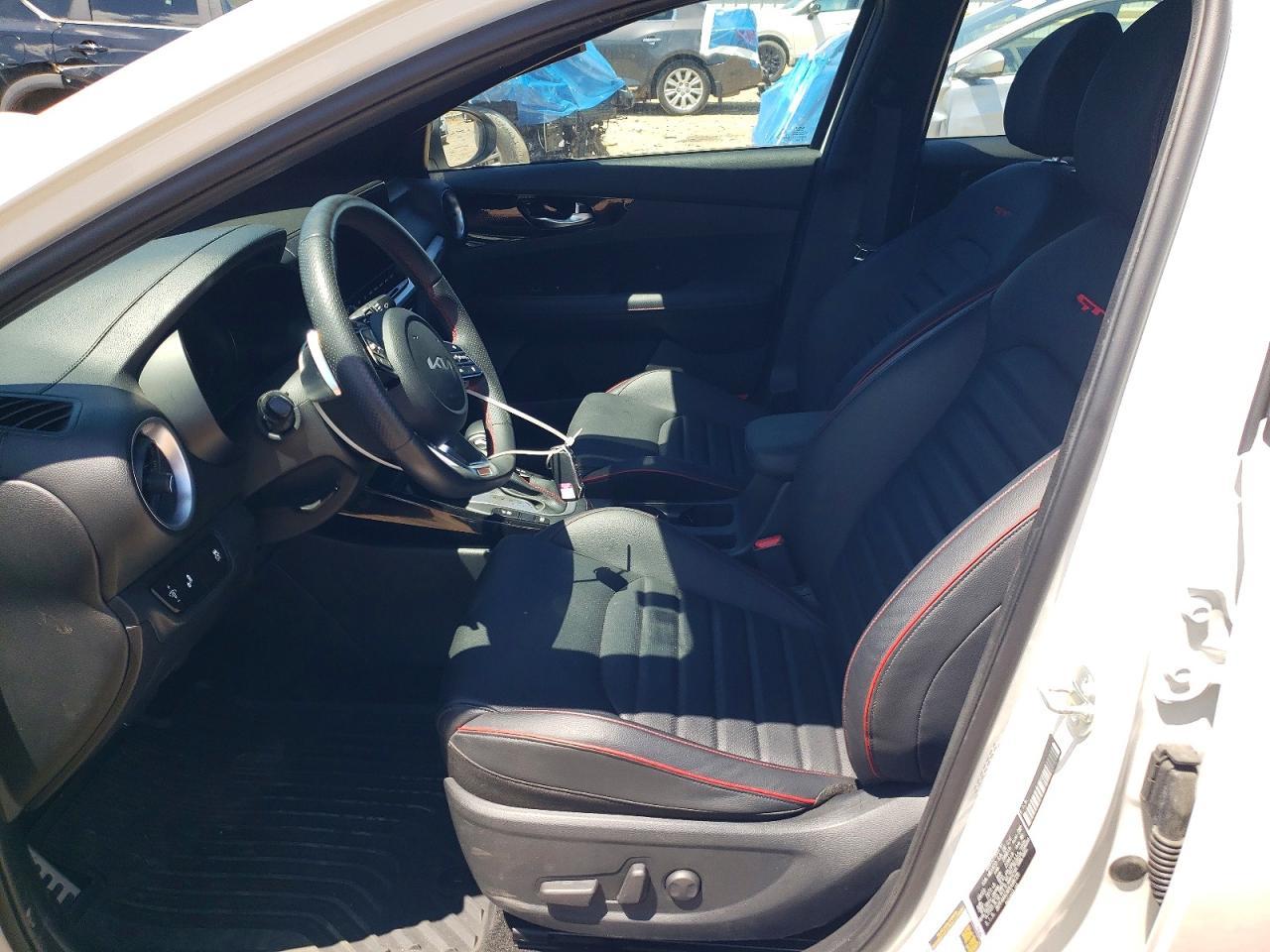2024 KIA FORTE