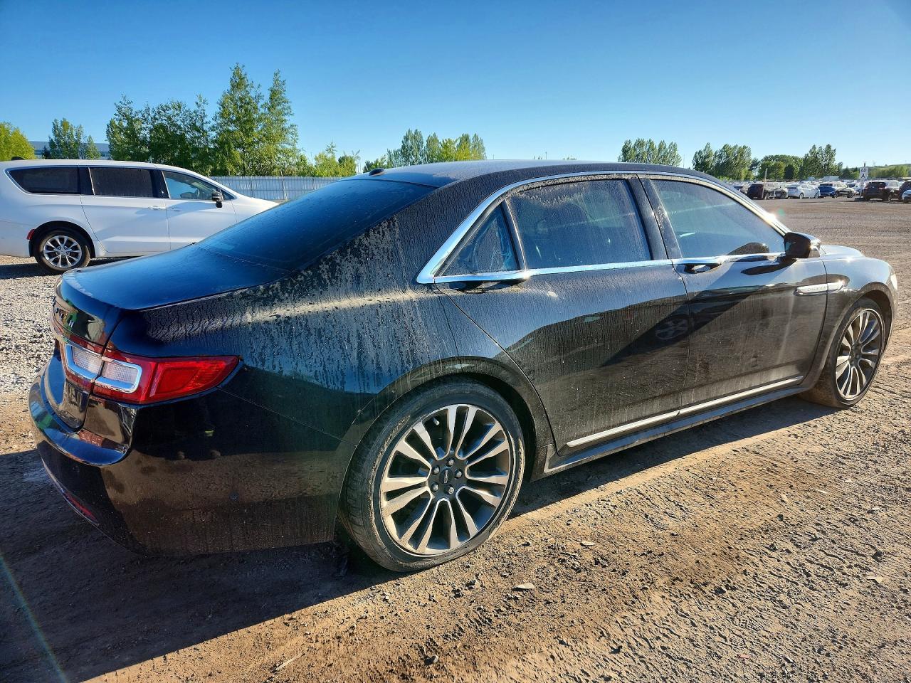 2017 LINCOLN Continental