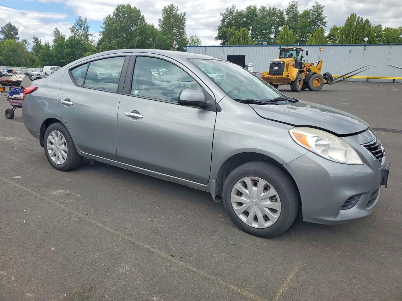 2013 NISSAN VERSA
