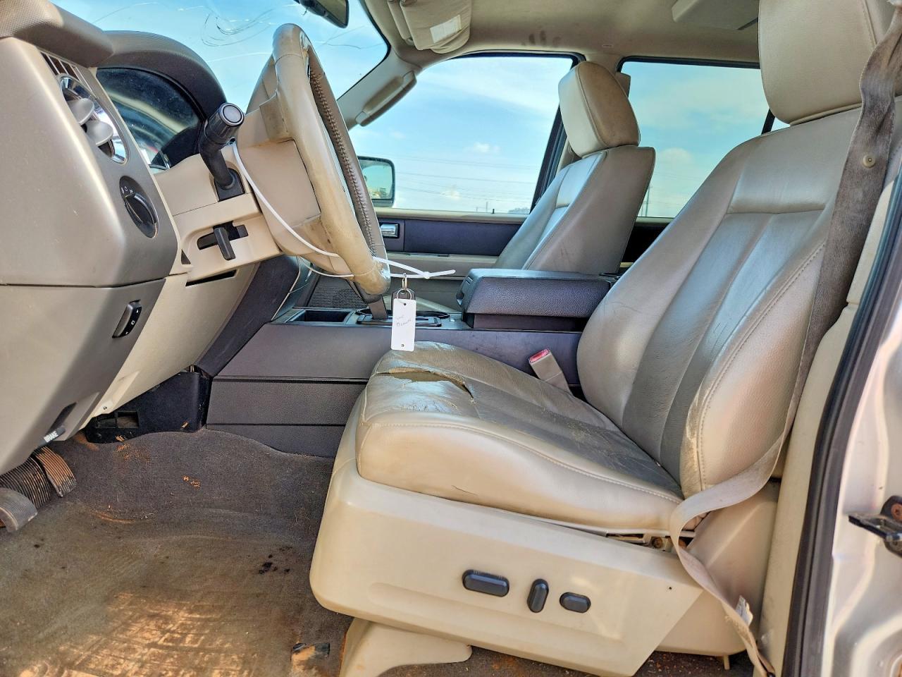 2010 FORD Expedition